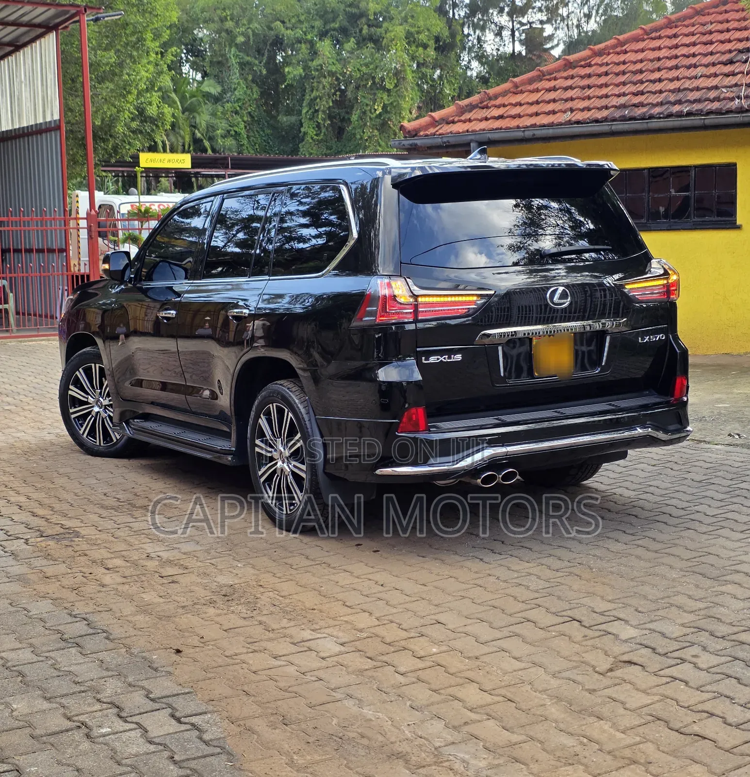 Lexus LX 570 AWD 2020 Black