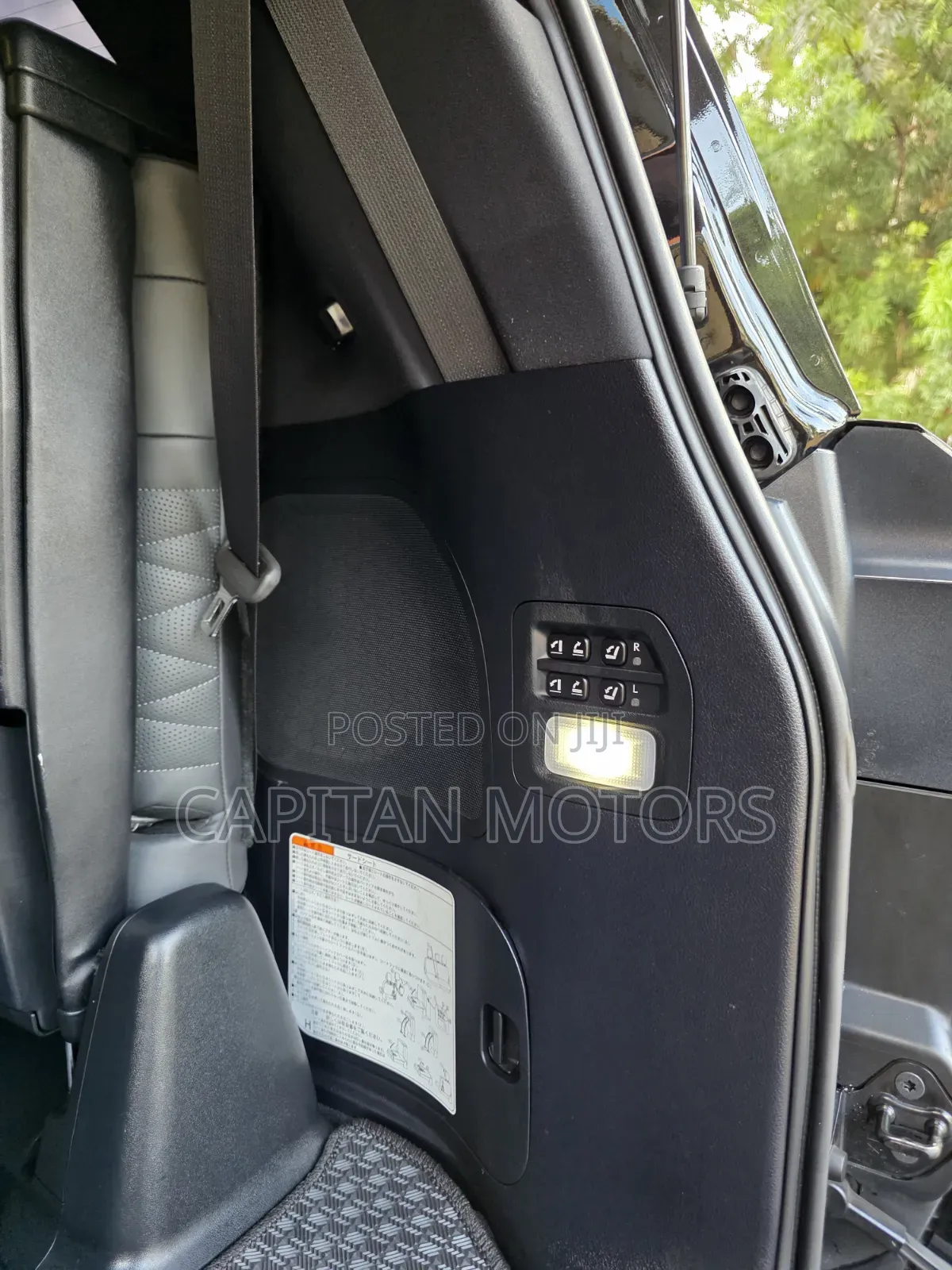 Lexus LX 570 AWD 2020 Black