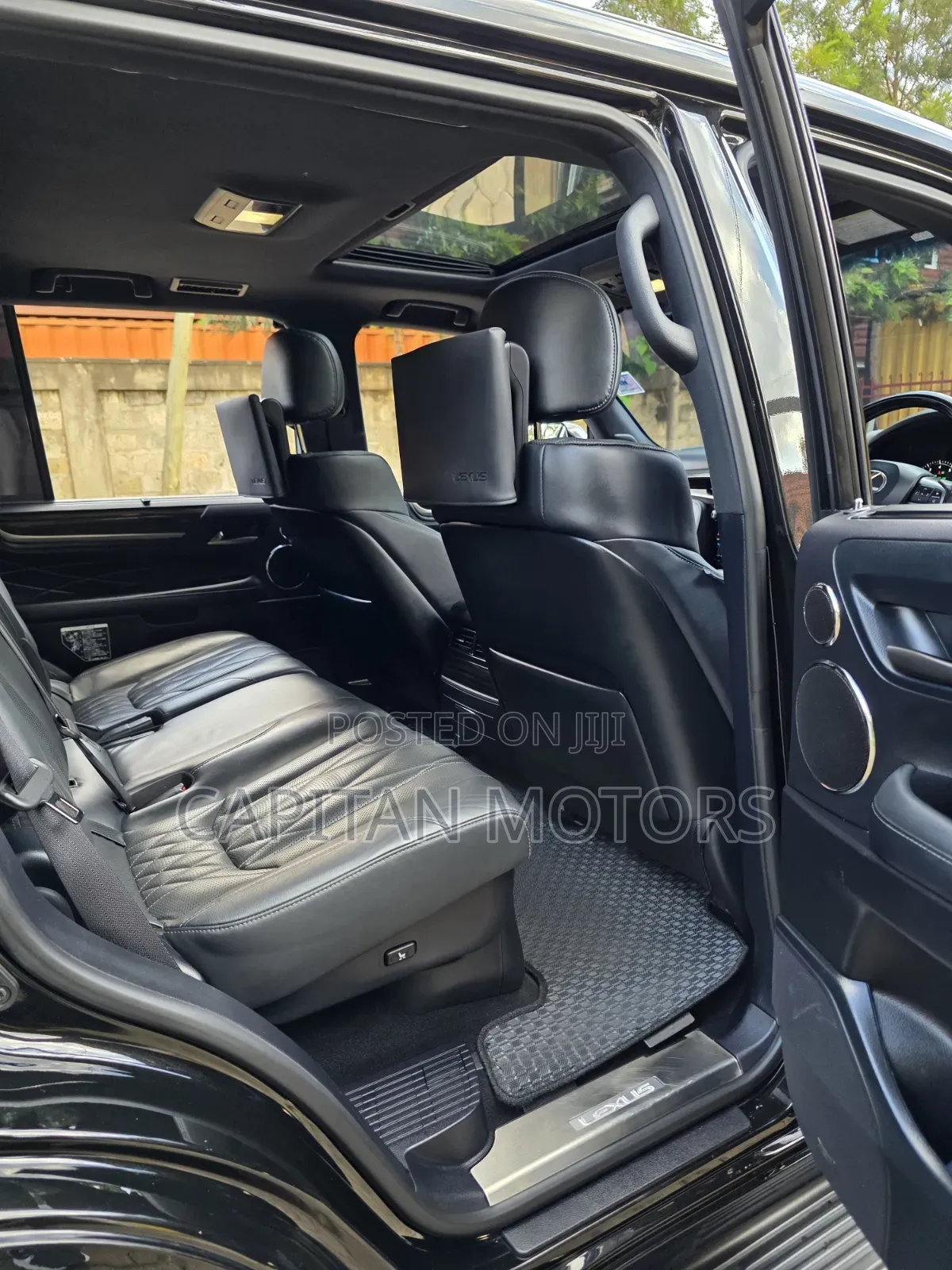 Lexus LX 570 AWD 2020 Black