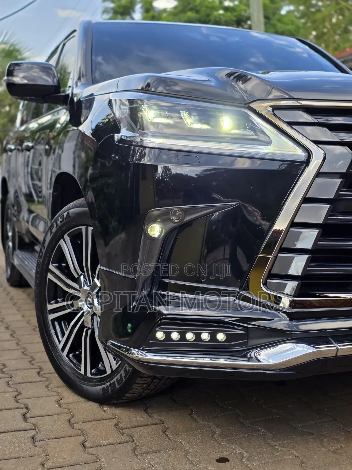 Lexus LX 570 AWD 2020 Black