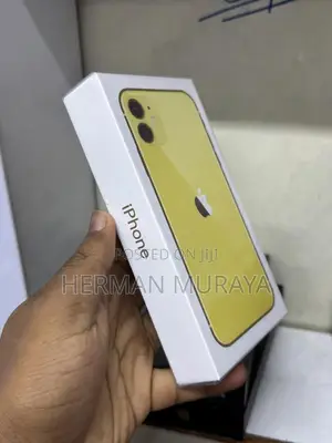 New Apple iPhone 11 128 GB Yellow