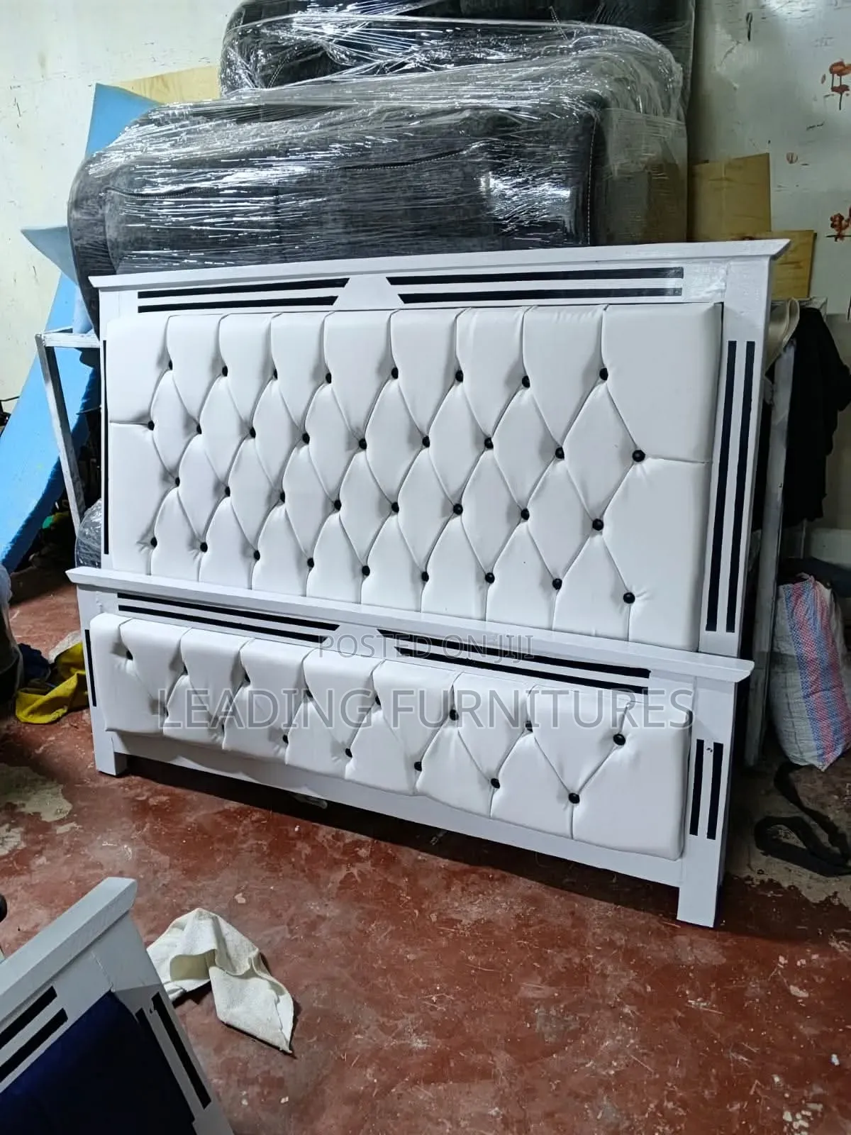 Mocket Bed 5x6 White