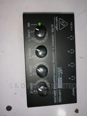 4 Channels Stereo Heaphone Amplifier(Headphone Splitter)
