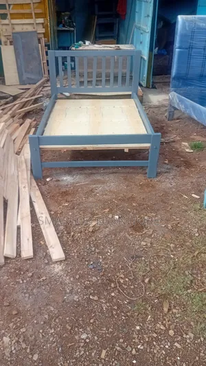 Spindor Bed Available