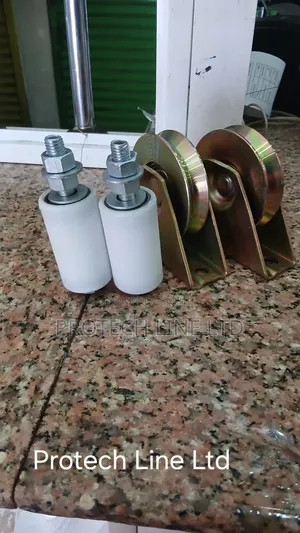 V Groove Gate Rollers With Gate Guides