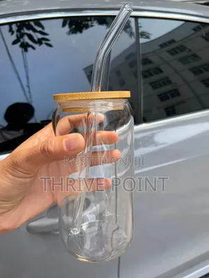 500ml Glass Cup With Lid and Straw.