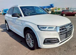Audi Q5 2.0T Premium AWD quattro 2019 Pearl