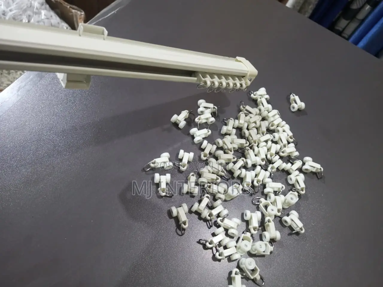 Durable Single Curtain Rail – Perfect for All Curtain Types