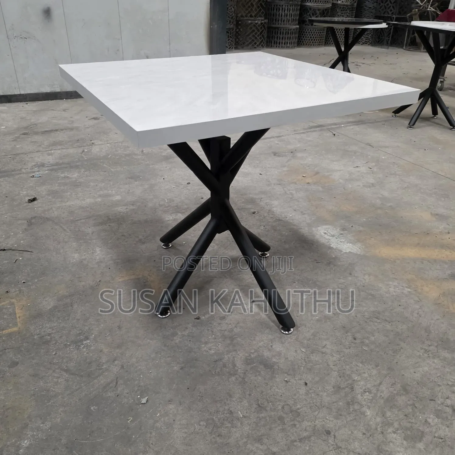 Robust and Exeptional Restaurant Tables