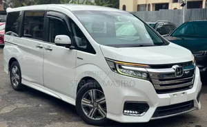Honda Stepwgn 2019 White