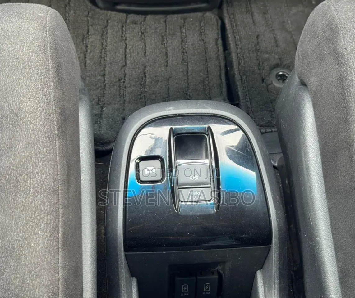 Honda Stepwgn 2019 White