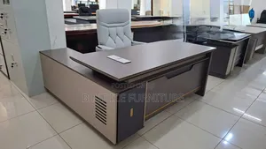 1800mm Executive Working Desk