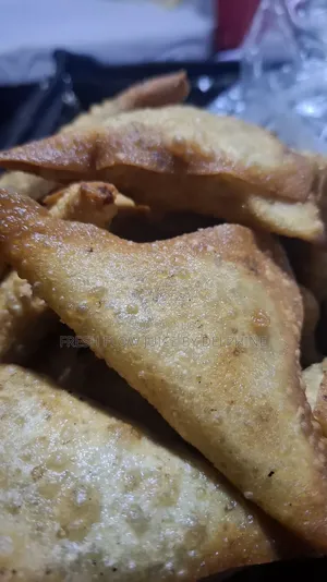 Fresh Samosa With Veggies