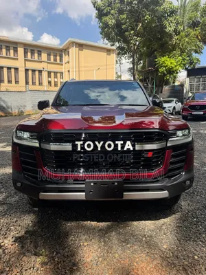 New Toyota Land Cruiser LC300 2023 Maroon