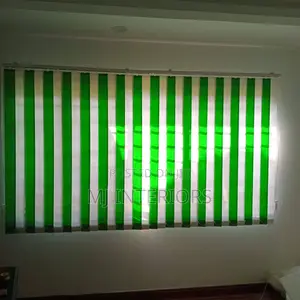 Custom Made Office Blinds – Fast Delivery
