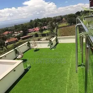 Premium Synthetic Grass Carpet for Homes, Gardens Balconies