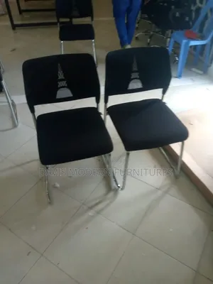 Black Mesh Cantilever Visitors Chair