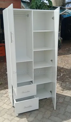 A Tall 3-Door Door White Wordrobe