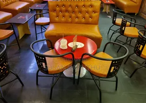 First-Rate Exquisite Restaurant/Bar Set