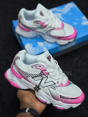 Trendy New Balance 9060 Pink - Ladies Streetwear Sneakers