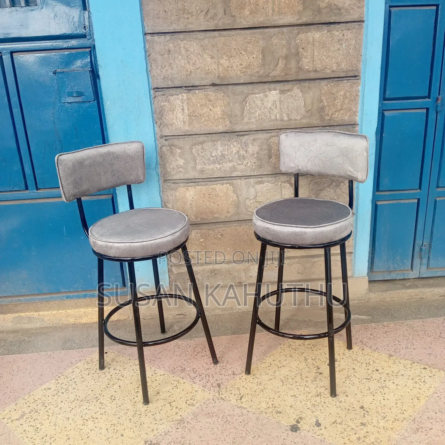 Grey Mermerizing Restaurant Seats