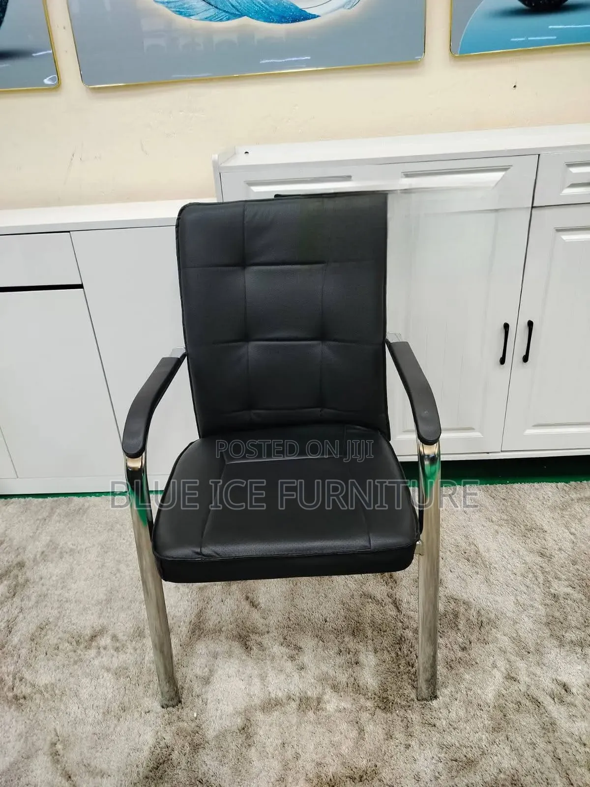 Black Leather Waiting Chairs