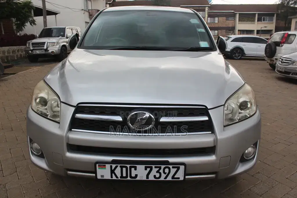 Toyota RAV4 2014 Silver
