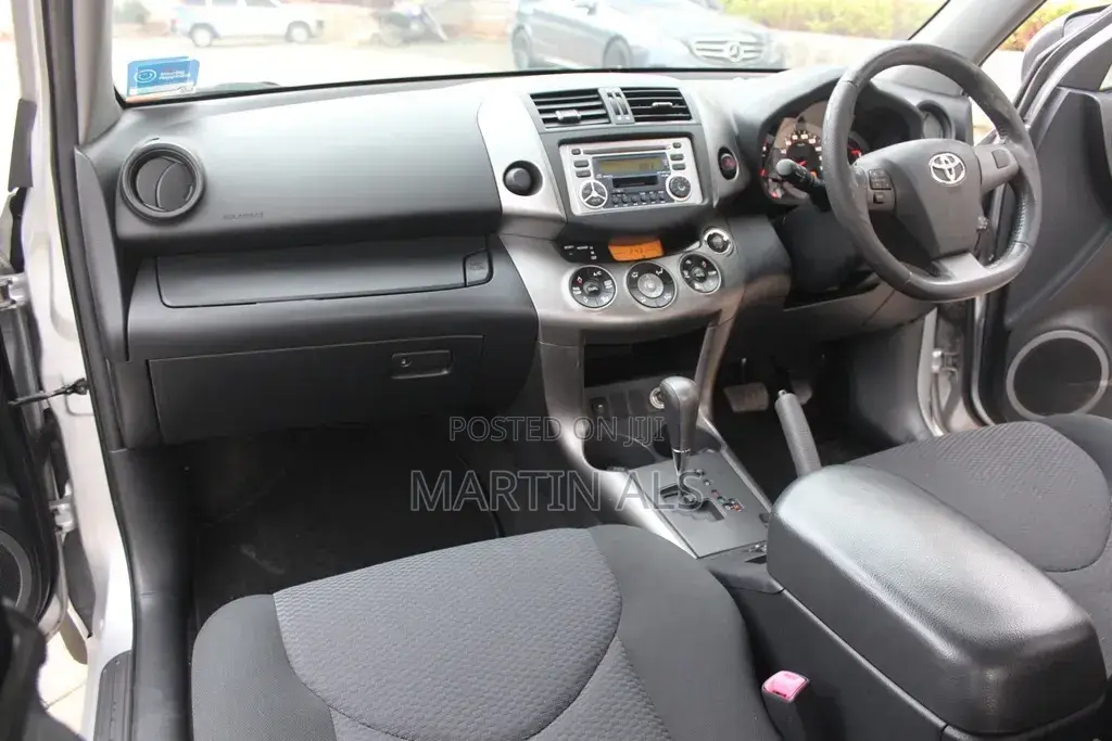 Toyota RAV4 2014 Silver