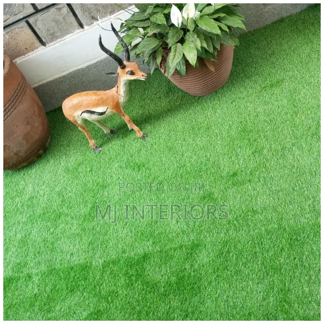 Anti-Uv Artificial Grass - Long Lasting Outdoor Carpet