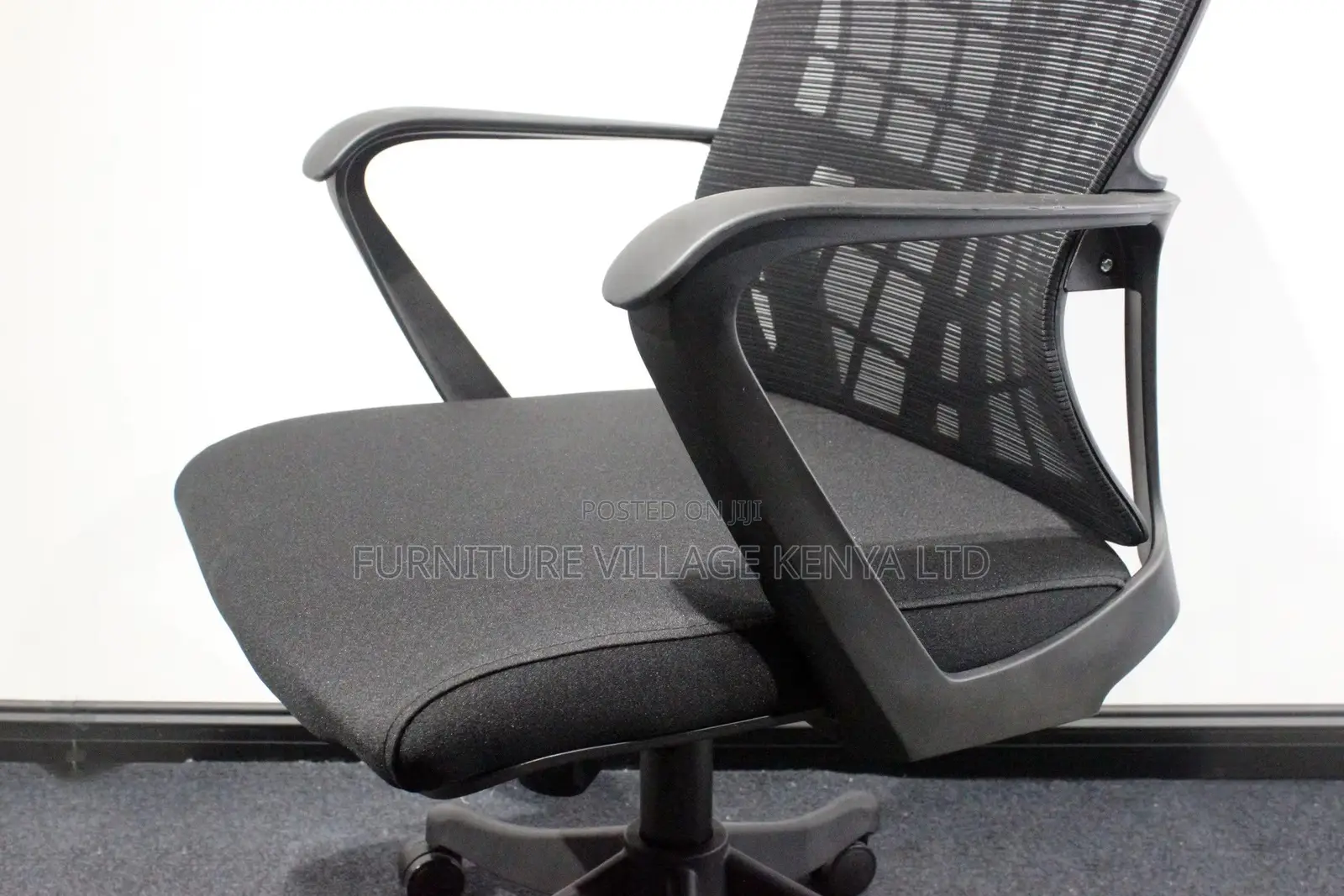 Executive Ergonomic Adjustable Modern Task Chair