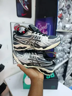 New Balance / Asics Inspired Silver Black - Premium Streetwear Shoes