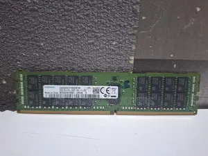 Samsung 32gb 2rx4 Pc4-2400t-Ra1-11-Dc0 Ram Server Memory