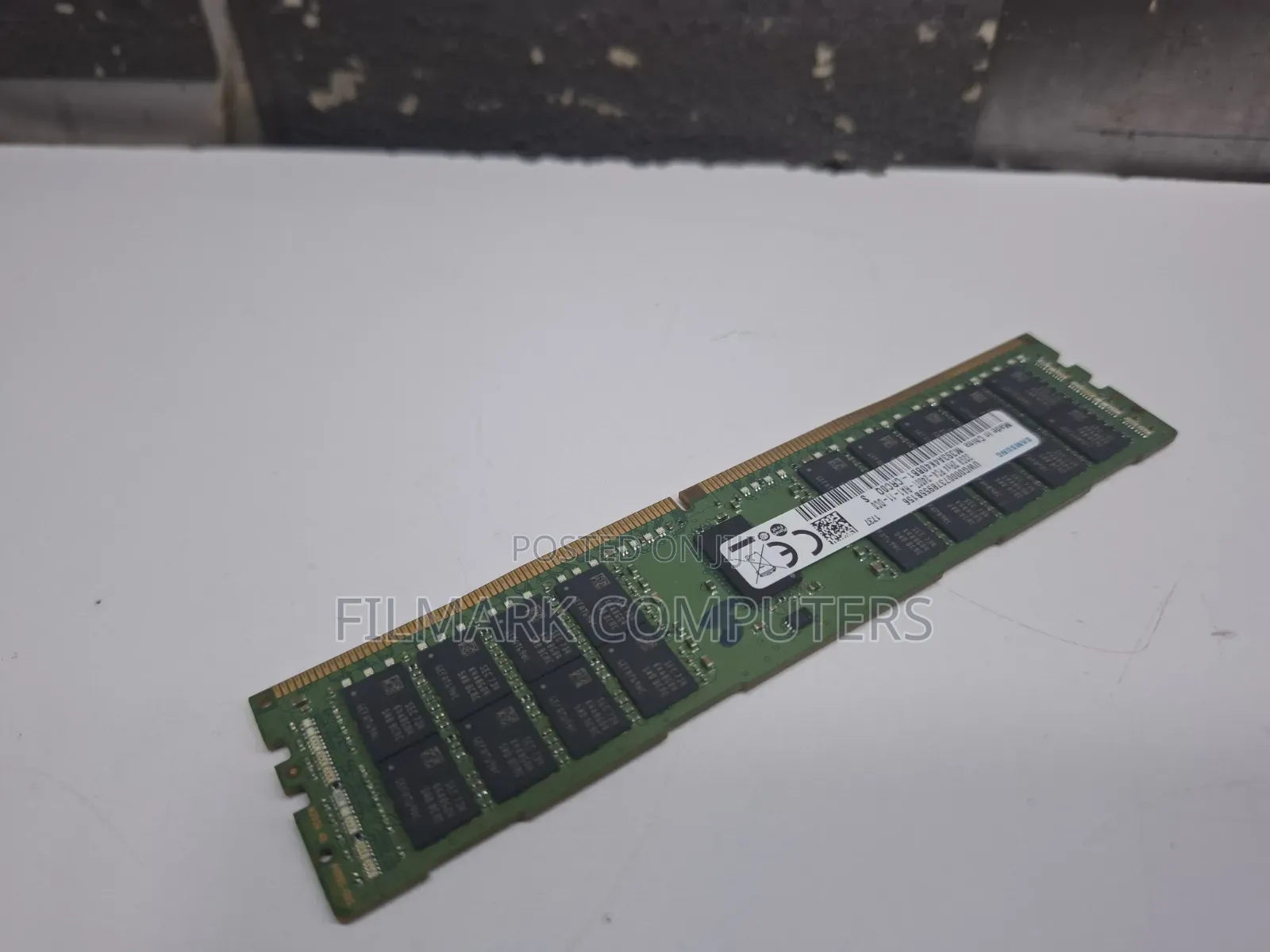 Samsung 32gb 2rx4 Pc4-2400t-Ra1-11-Dc0 Ram Server Memory