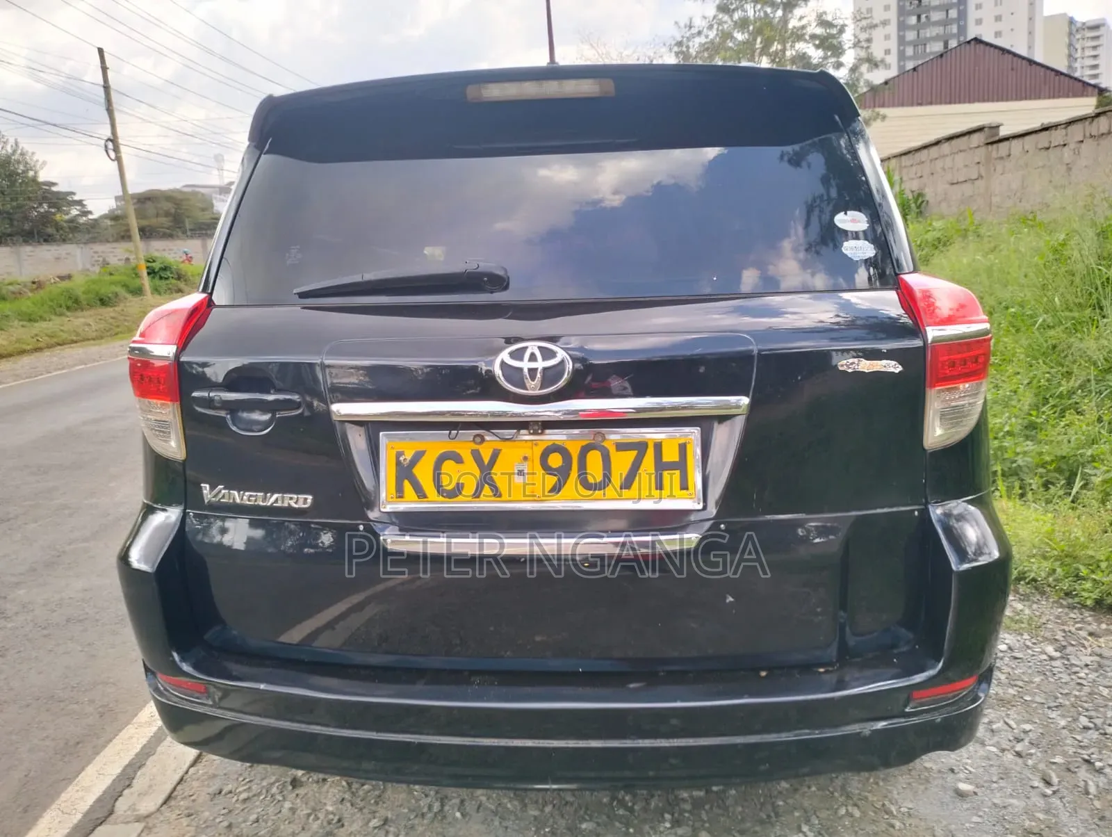 Toyota Vanguard 2012 Black
