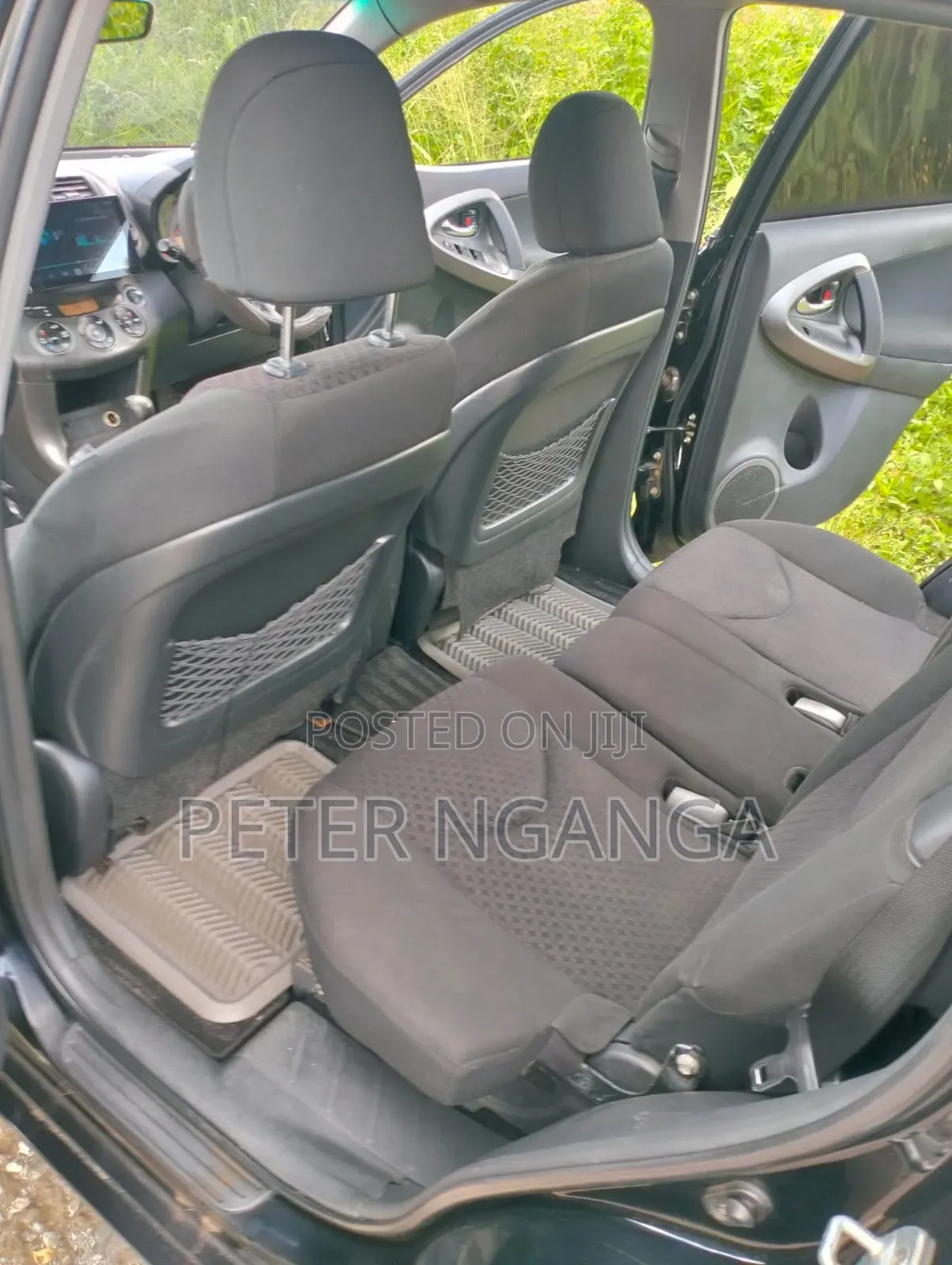 Toyota Vanguard 2012 Black