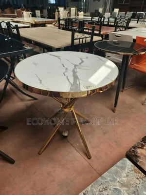 Classic Round Marble Top Café and Dinning Table