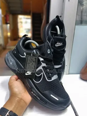 Men's Running Shoes