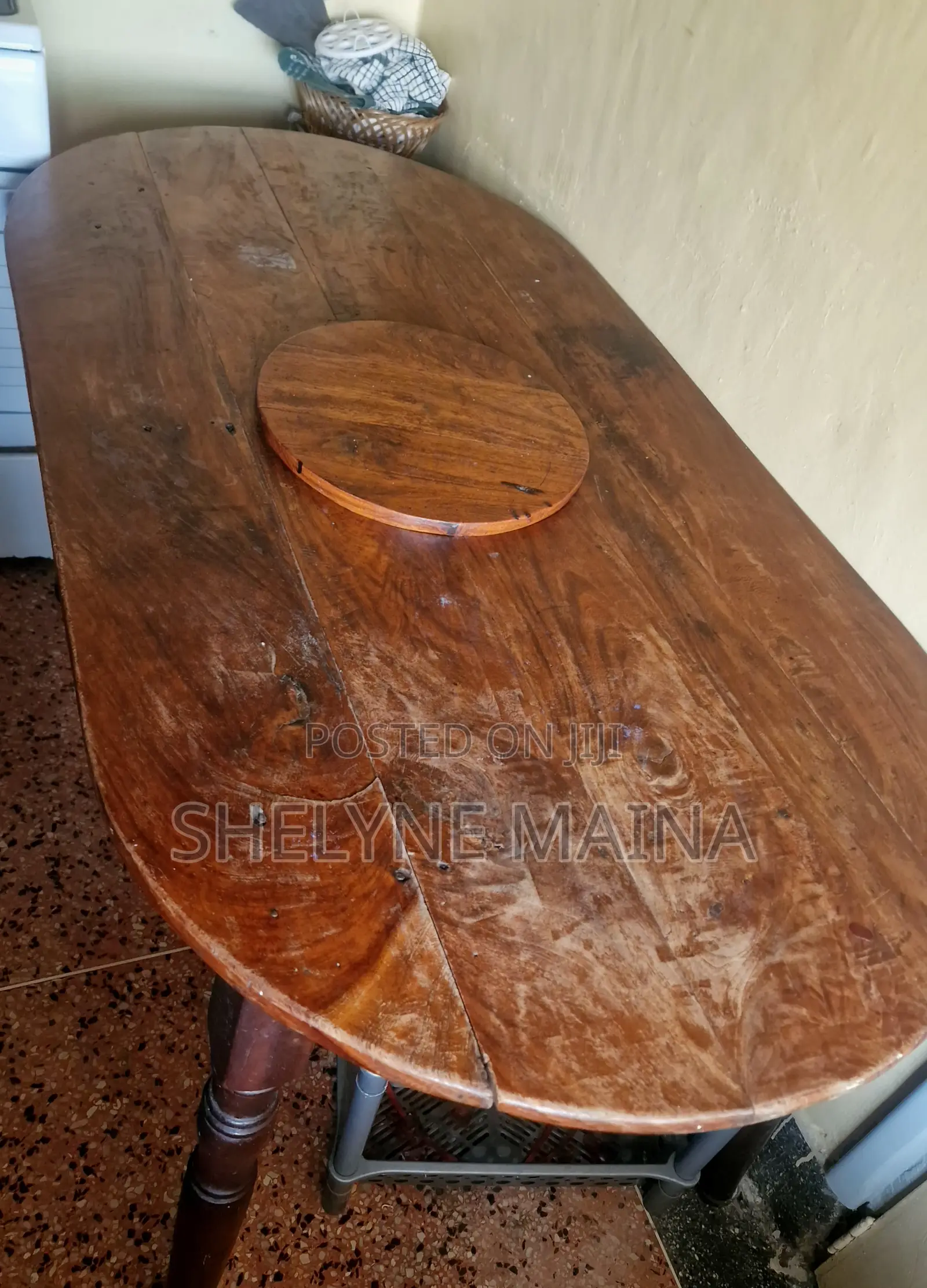 Dinning Table