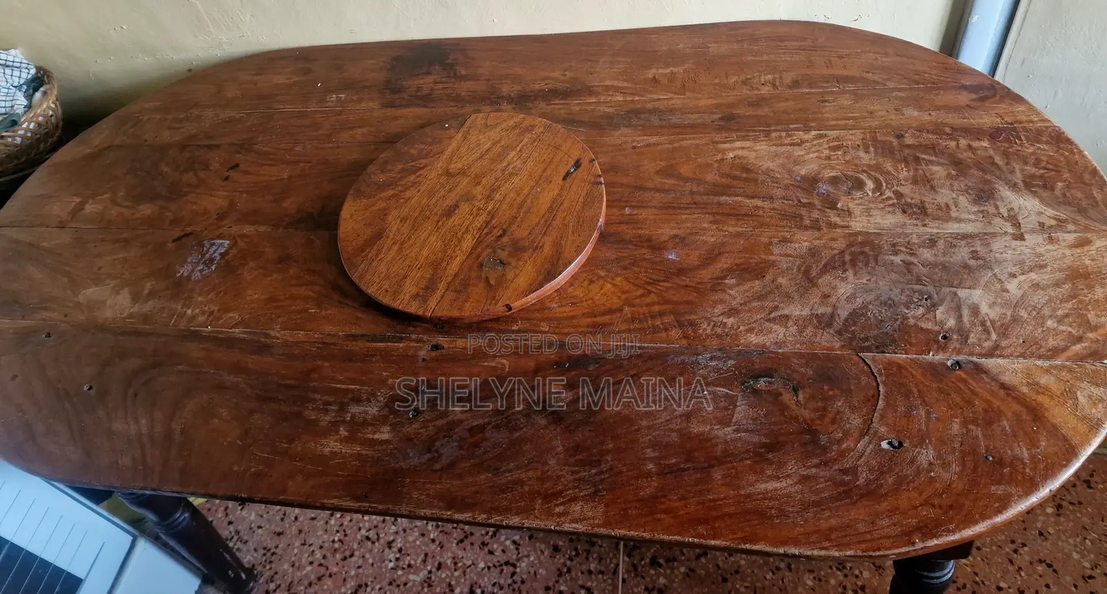 Dinning Table