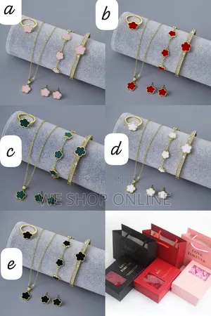 Trendy Hot Floral Ladies Jewellery Set