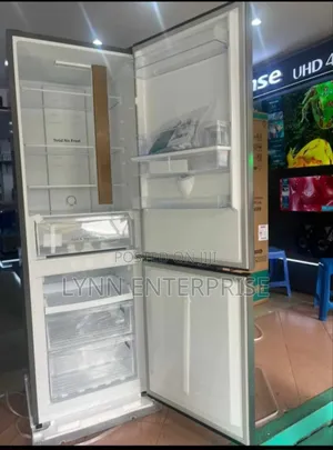 Hisense 154 Litres Frost Double Door Refrigerator Mounted Freezer