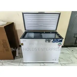 Rebune - 200 Litres Chest Freezer Capacity