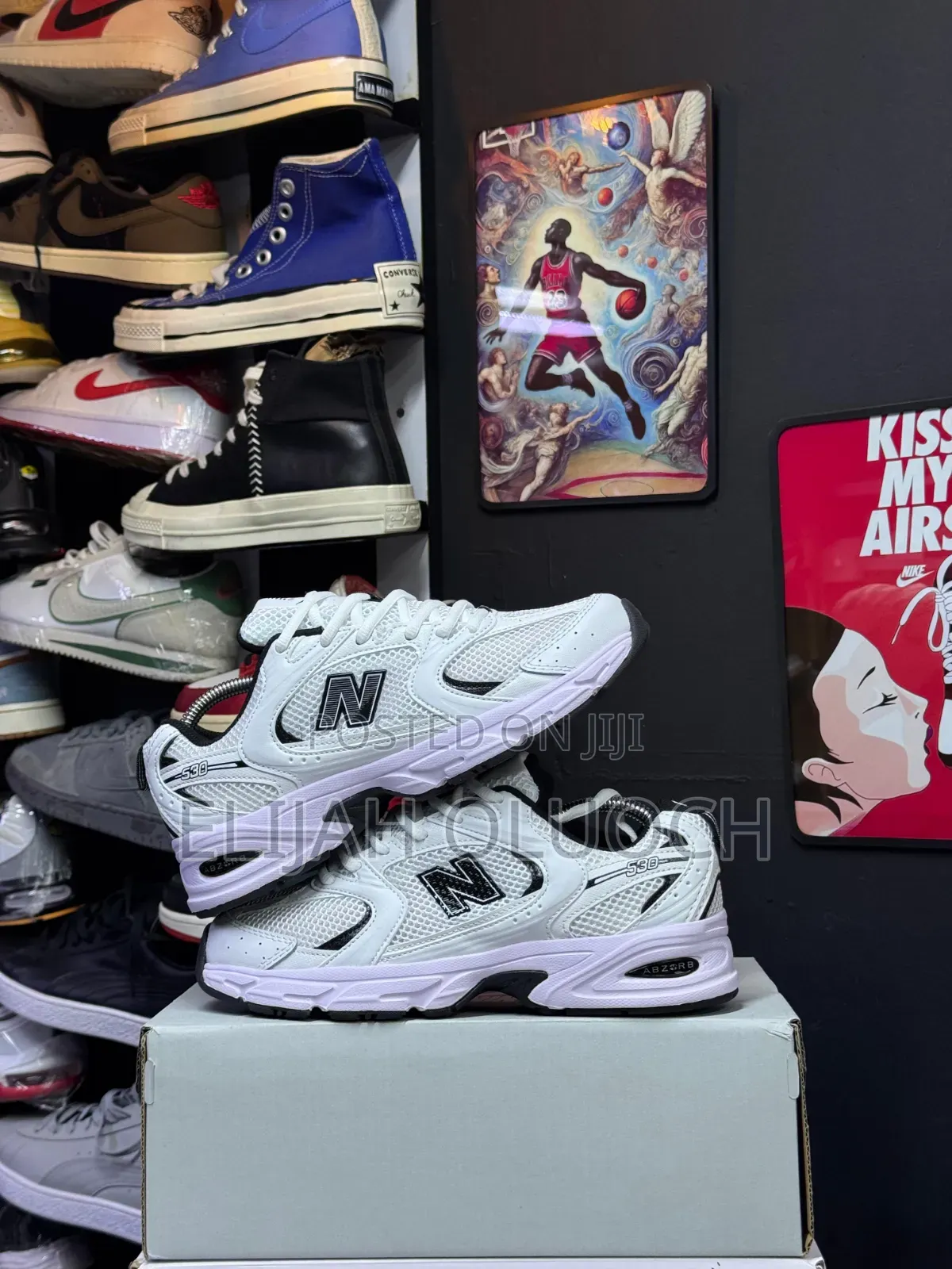 White Black New Balance 530