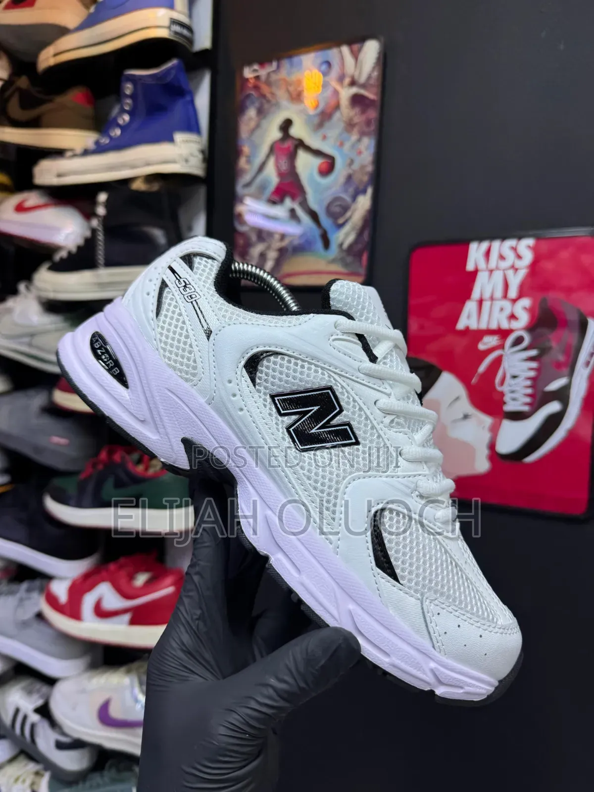 White Black New Balance 530
