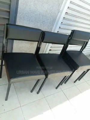Black Padded Waiting Heavy Duty Chair