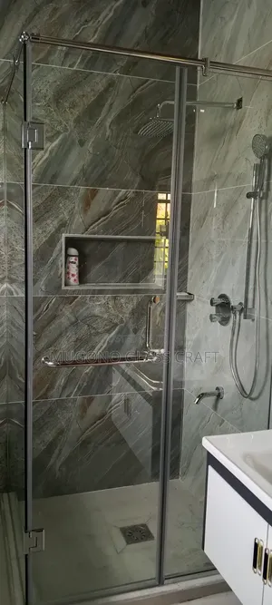 Modern Frameless Shower Cubicle