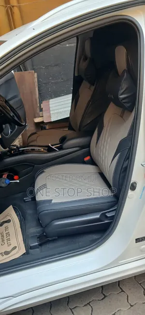 5 Seater Fitted With Zappa Leather Seat Cover 2 Tone Color Diamond