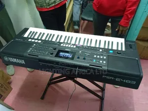 Original Yamaha PSR E 483 Keyboard Complete With Power Adapter