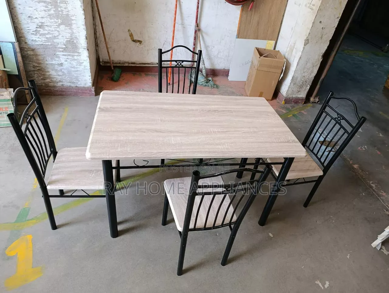 Executive 4 Sitter Dinning Table