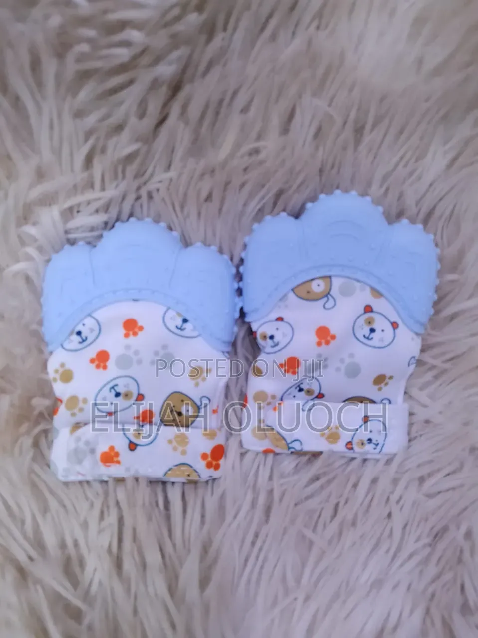 Mittens Teether